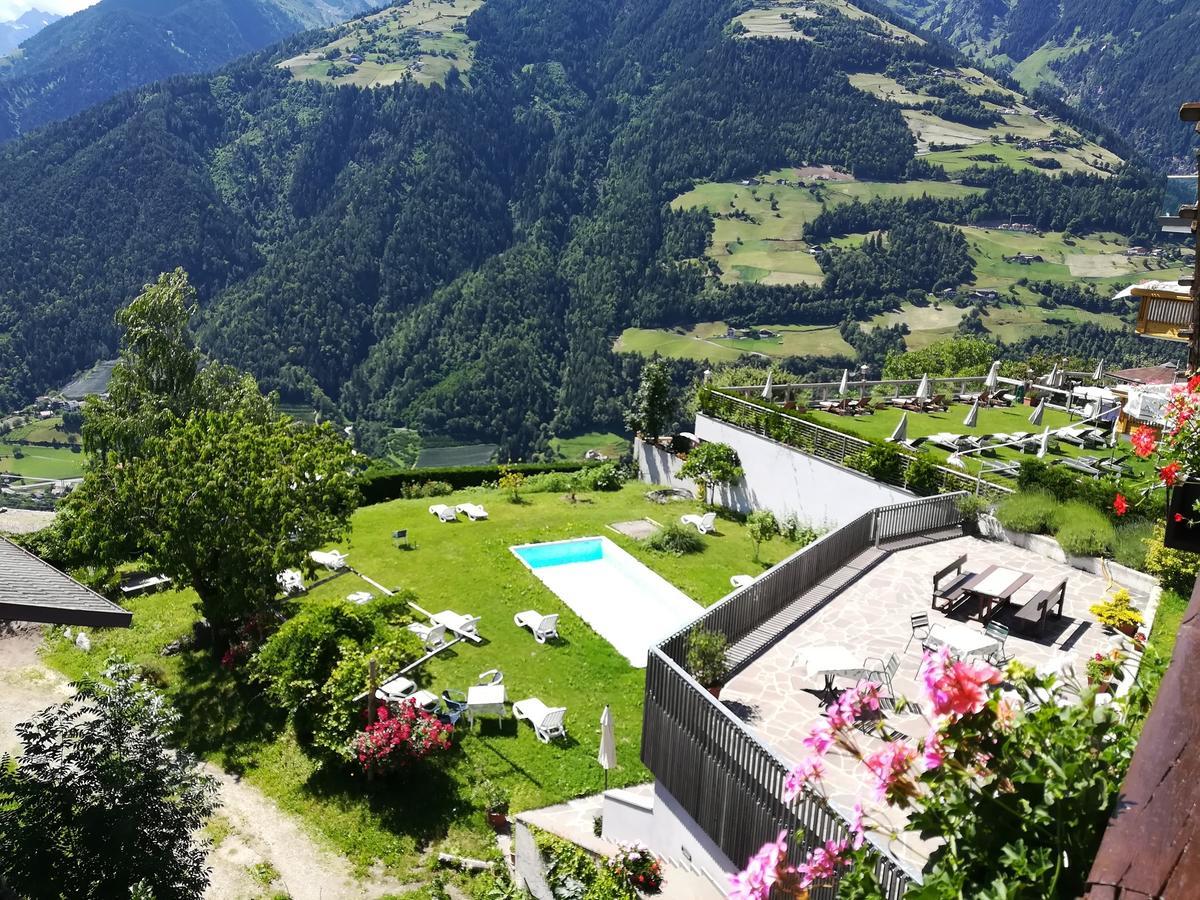 Pension Apartments Klotznerhof Schenna Luaran gambar